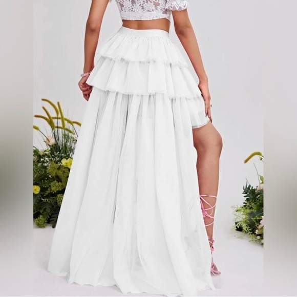 Asymmetrical Hem White Layered Ruffle Mesh Skirt - Picture 5 of 5
